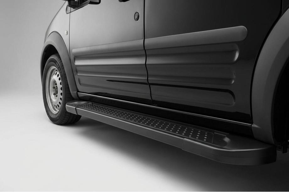 Ford Connect 2010–2013 Bočné nášľapy Allmond Black (2 ks, hliník) Image