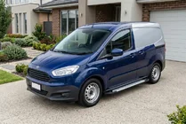 Ford Courier 2014–2023 Bočné nášľapy Allmond Grey (2 ks, hliník) fotografia 1