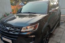 Ford Explorer 2011–2019 Bočné nášľapy Allmond Black (2 ks, hliník) fotografia 6