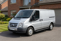 Ford Transit 2000–2014 Bočné nášľapy Bosphorus Black (2 ks, hliník) fotografia 1