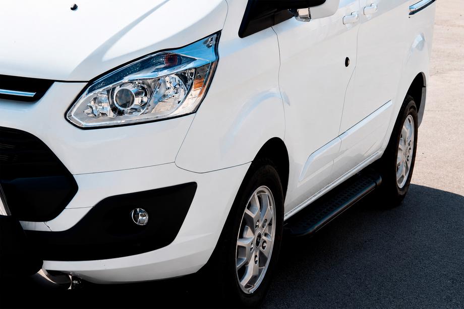 Ford Custom 2013–2022 Bočné nášľapy Allmond Black (2 ks, hliník) Image