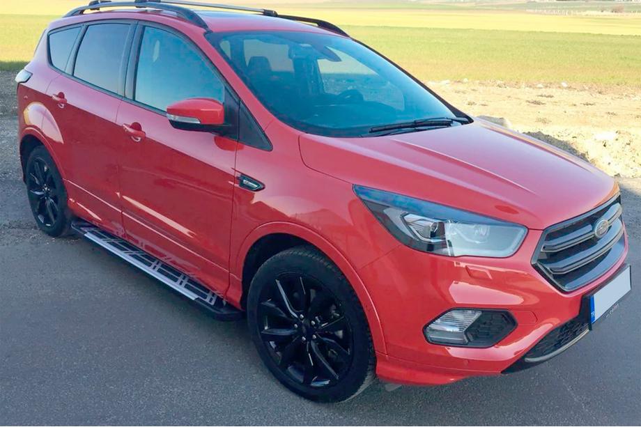 Ford Kuga/Escape 2013–2019 Bočné nášľapy Sunrise (2 ks, hliník) Fotografia 2