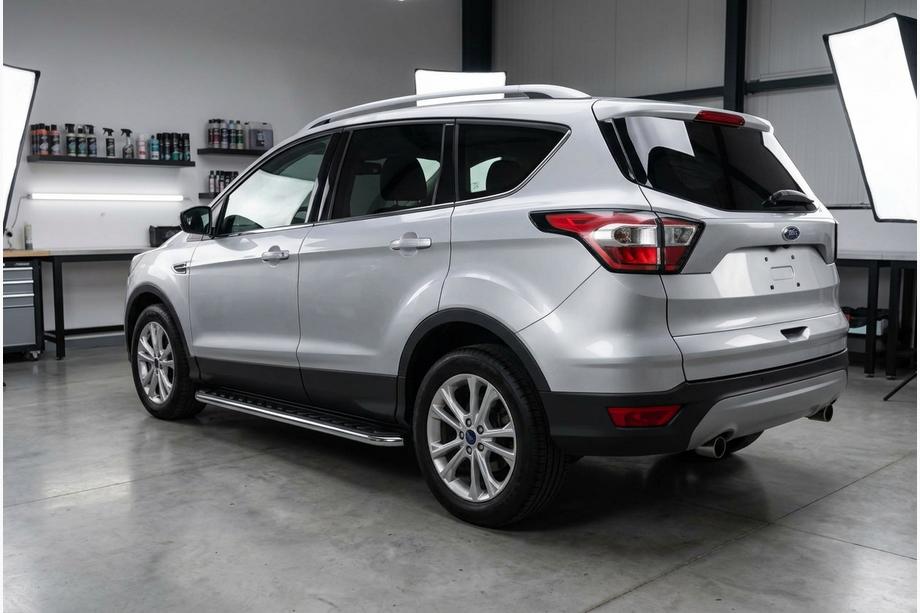 Ford Kuga/Escape 2013–2019 Bočné prahy Maydos V1 (2 ks, hliník ↗ nehrdzavejúca oceľ) Image