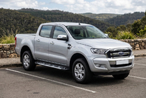 Ford Ranger 2011–2022 Bočné nášľapy Sunrise (2 ks, hliník) fotografia 1
