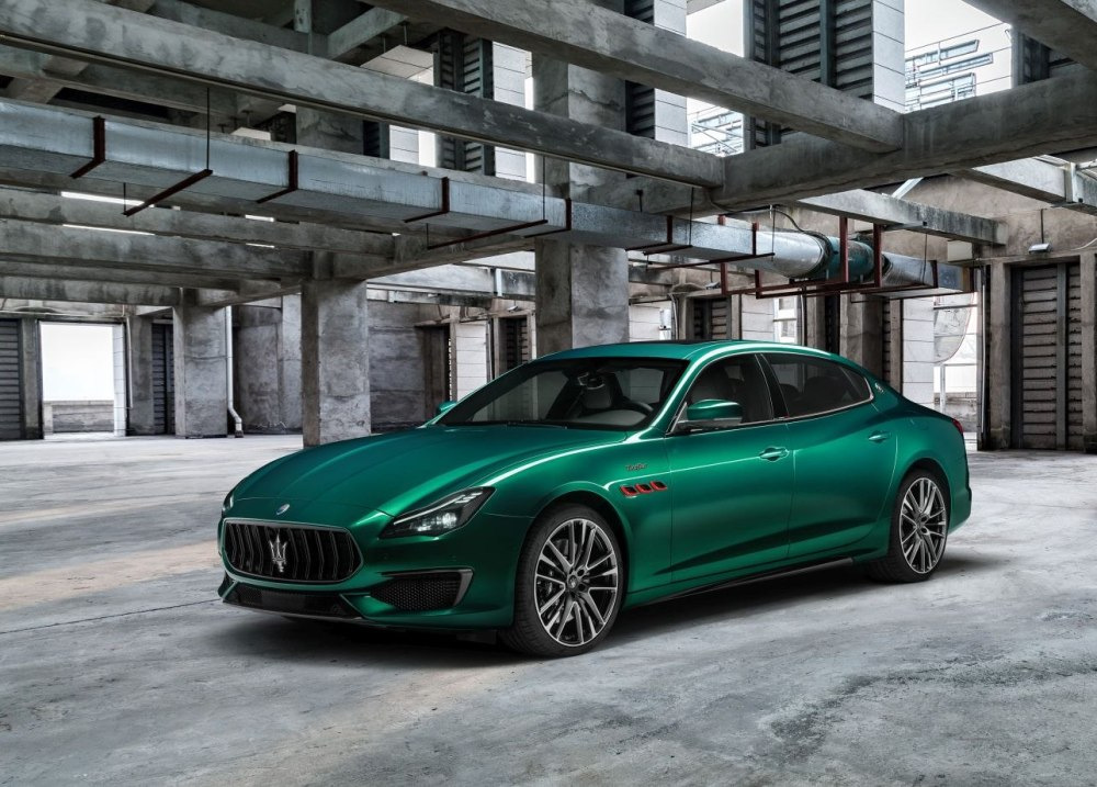 Recenzia Maserati Quattroporte Trofeo: Luxusný taliansky sedan