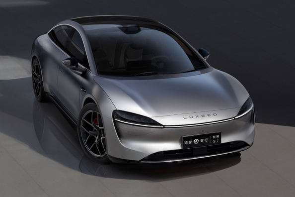 Recenzia Luxeed S7: Prémiový elektrický sedan