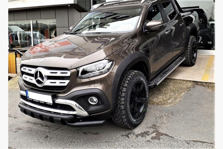 Mercedes X class 2017–2020 Predný ochranný rám Gronder (čierny, 70 mm) Image