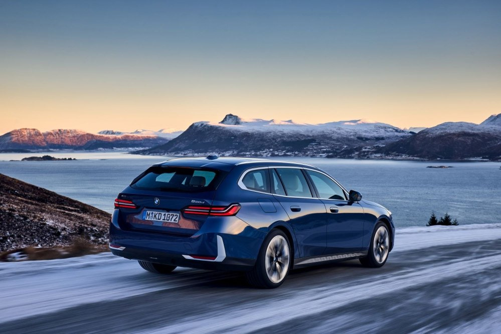 BMW 5 Series Touring (G61) 2024: recenzia kombi