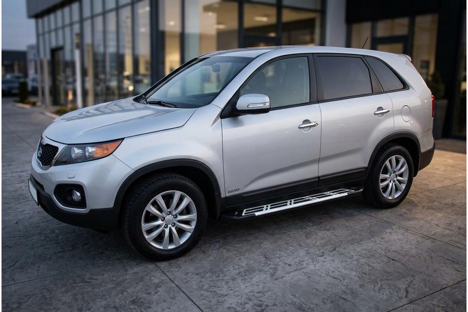 Kia Sorento II XM 2009–2014 Bočné nášľapy Sunrise (2 ks, hliník) Image