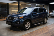Kia Sorento II XM 2009–2014 Bočné nášľapy RedLine V1 (2 ks, hliník) fotografia 1