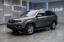 Kia Sorento II XM 2009–2014 Bočné nášľapy Bosphorus Black (2 ks, hliník) fotografia 1
