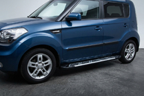 Kia Soul I 2008–2013 Bočné nášľapy Sunrise (2 ks, hliník) fotografia 1