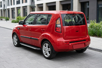 Kia Soul I 2008–2013 Bočné nášľapy RedLine V1 (2 ks, hliník) fotografia 1
