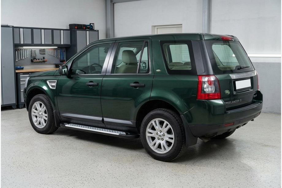 Land Rover Freelander II 2006–2014 Bočné nášľapy Allmond Grey (2 ks, hliník) Image