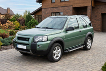 Land Rover Freelander I 1997–2006 Bočné nášľapy RedLine V1 (2 ks, hliník) fotografia 1