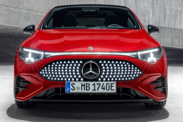 Recenzia sedanu Mercedes-Benz CLA EQ 2025: Elektrický prémiový kompakt