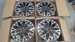 Audi A3 2020– Kované OEM disky R19 (4 ks) fotografia 3