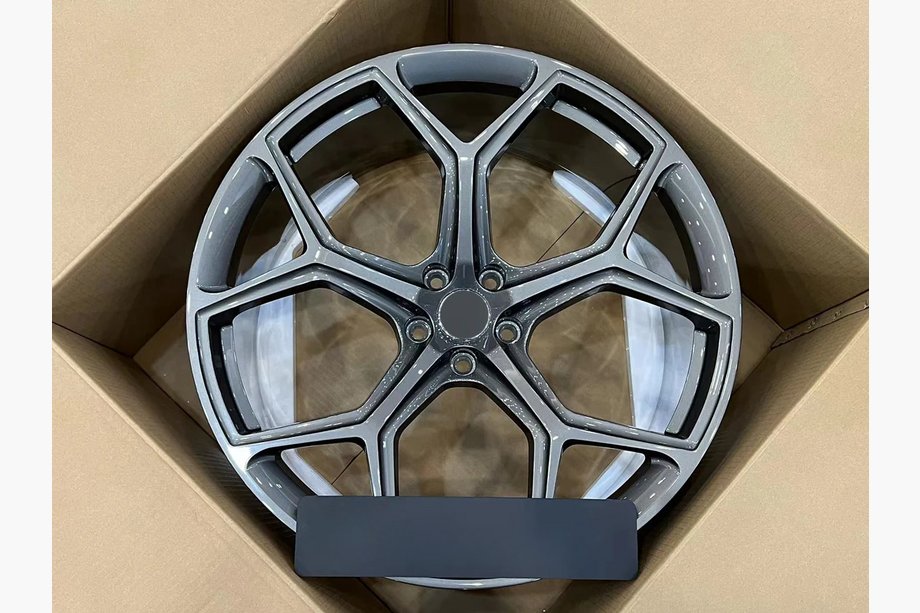 Audi Q8 2018– Kované disky OEM R22 V1 (4 ks) Image