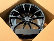 Audi Q8 2018– Kované disky OEM R22 V3 (4 ks) fotografia 3