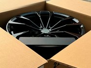 Audi Q8 2018– Kované disky OEM R22 V3 (4 ks) fotografia 6