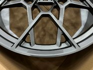 BMW radu 7 G70/G71 2022– Kované OEM disky R22 V7 (4 ks) fotografia 4