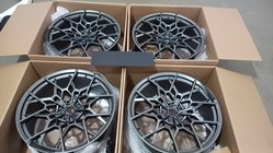 BMW radu 7 G70/G71 2022– Kované OEM disky R22 V7 (4 ks) fotografia 7