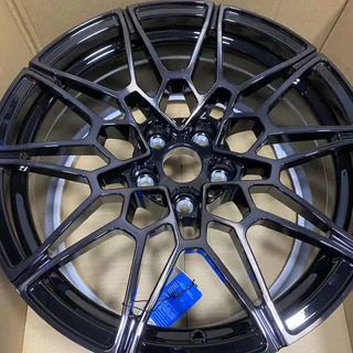 OEM kované disky R19 R20 V3 (4 ks) fotografia 3