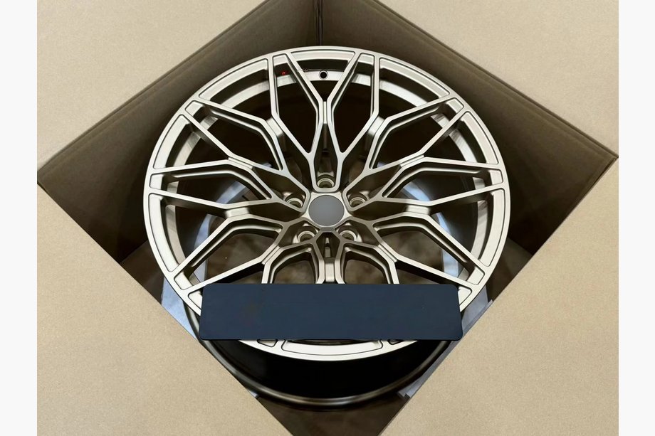 BMW 2. séria G42 2021– OEM kované disky R19 R20 V3 (4 ks) Fotografia 3