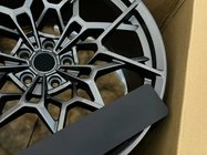 BMW radu 7 G70/G71 2022– Kované disky OEM R22 V6 (4 ks) fotografia 6