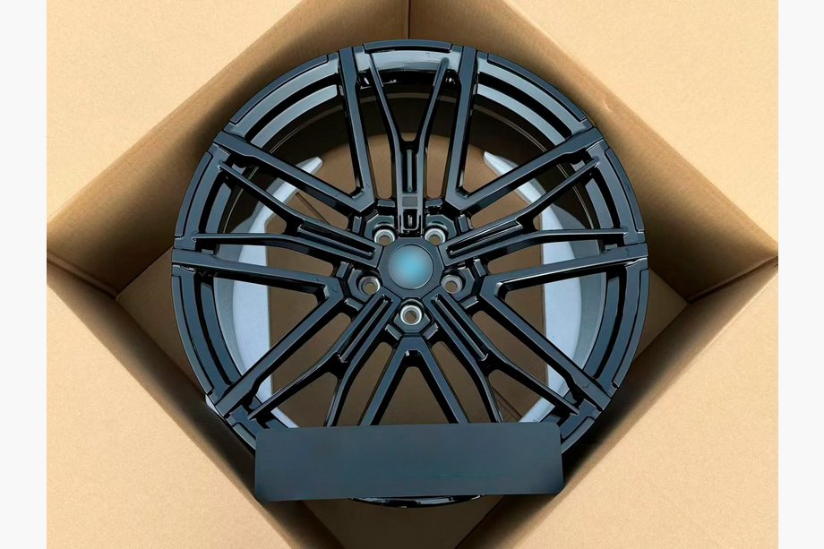 BMW 5/i5 séria G60/G60E/G61 2023– Kované disky OEM R21 V1 (4 ks) Image