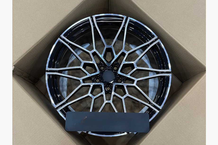 BMW 4. séria G22/23/26 2020– Kované OEM disky R19 R20 V6 (4 ks) Image