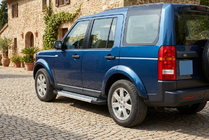 Land Rover Discovery IV 2009–2017 Bočné nášľapy Allmond Grey (2 ks, hliník) fotografia 1