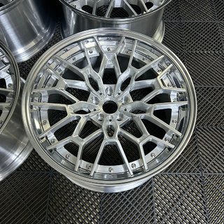 OEM kované disky R20 V6 (4 ks) BMW 4. séria G22/23/26 2020– fotografia 2