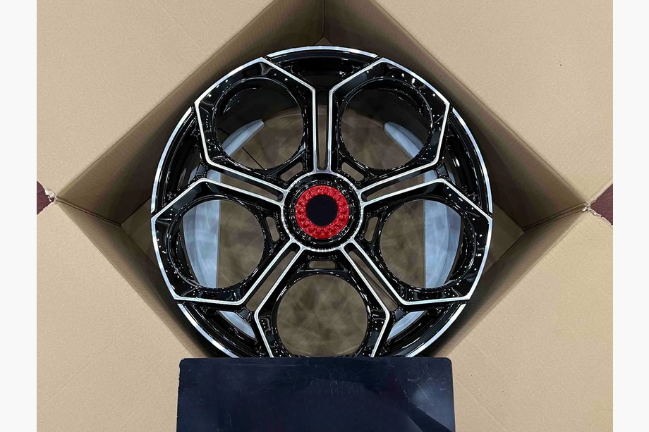 Lamborghini Aventador 2011–2022 Kované disky OEM R20/R21 V3 (4 ks) Image