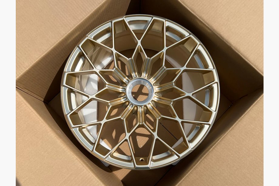 Lamborghini Huracan 2014– Kované disky OEM R20 V2 (4 ks) Image
