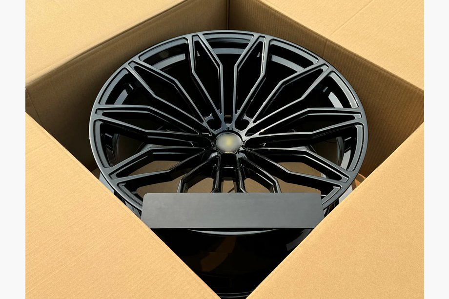 Lamborghini Urus 2018– Kované disky OEM R23 V12 (4 ks) Fotografia 4
