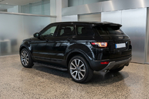 Range Rover Evoque 2012–2018 Bočné nášľapy RedLine Black (2 ks, hliník) fotografia 1