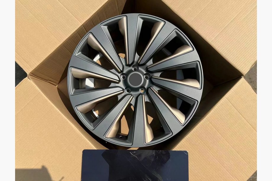 Range Rover V L460 2021– Kované disky OEM R24 V3 (4 ks) Image