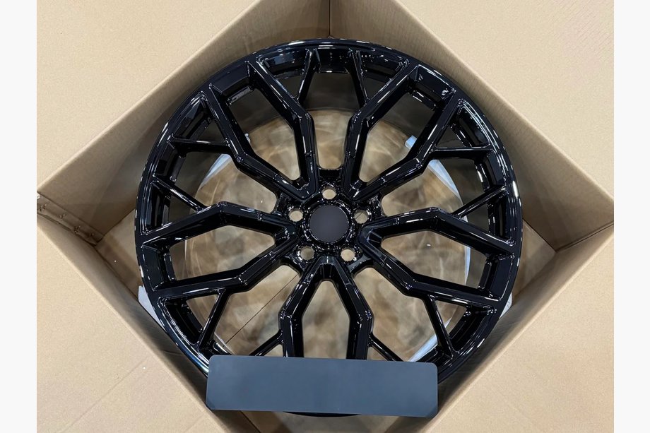 Land Rover Defender 2019– Kované OEM disky R23 (4 ks) Image