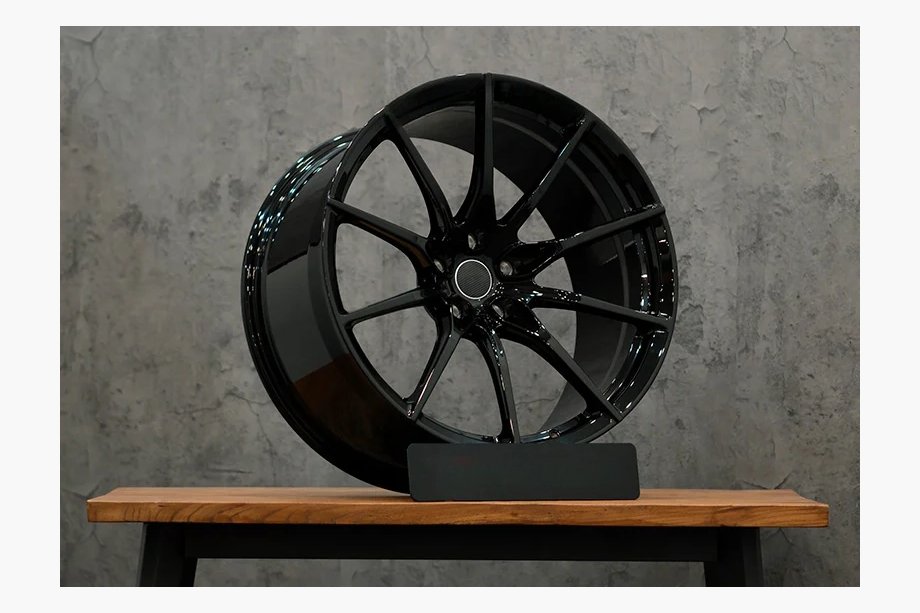McLaren 540C/570S 2015–2020 Kované OEM disky R22 (4 ks) Image