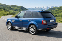 Range Rover Sport 2005–2013 Bočné nášľapy Rainbow (2 ks, hliník) fotografia 1