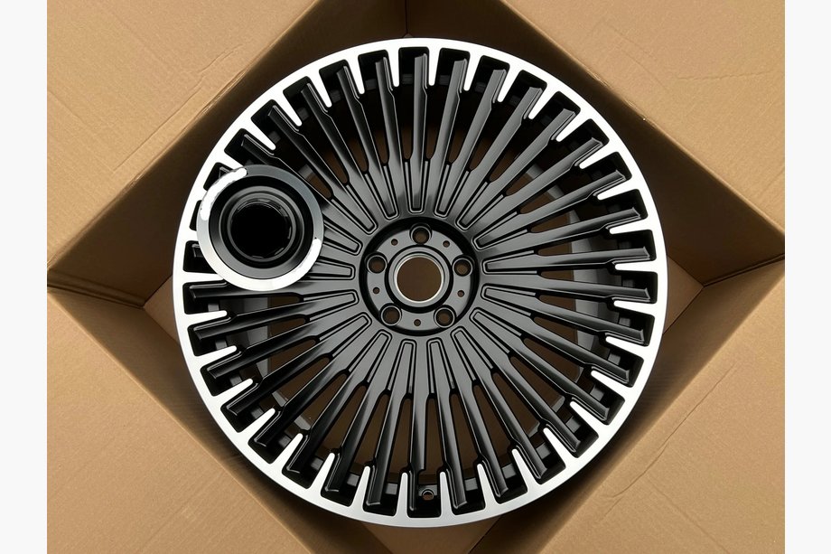 Mercedes S-class W223 2020– Kované OEM disky R22 V5 (4 ks) Fotografia 5