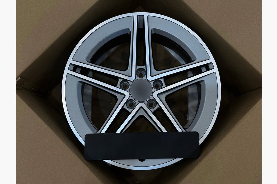 Mercedes CLS C218 2011–2018 OEM kované disky R18 (4 ks) Image