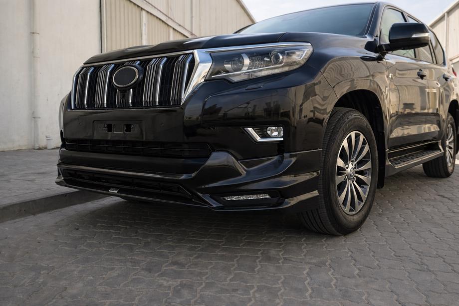 Toyota Land Cruiser Prado 150 2009–2023 Lip spojler predného nárazníka TRD (2017-) Čierna farba Fotografia 2