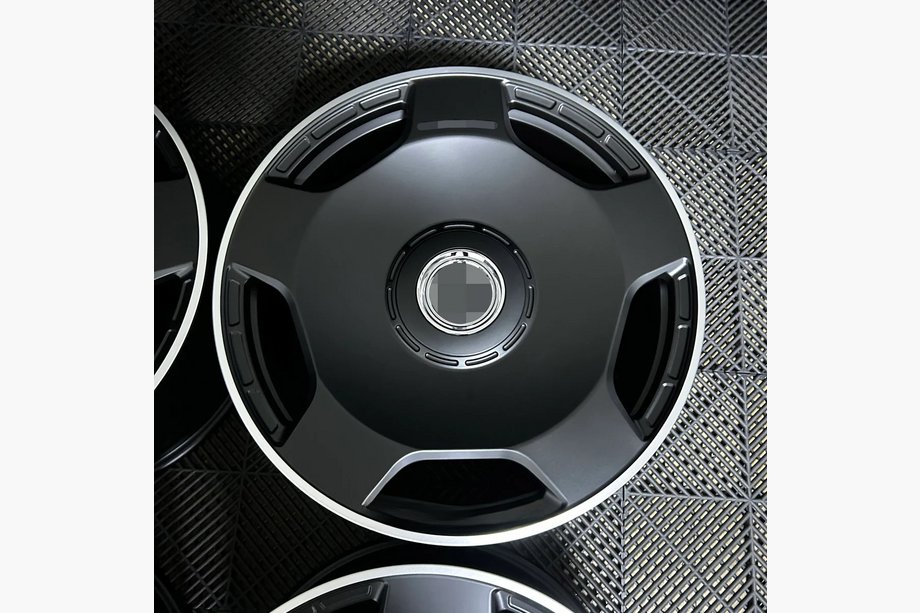 Mercedes G class W465 2025– Kované OEM disky R22 V5 (4 ks) Image