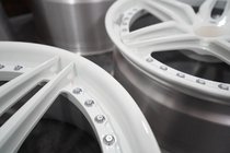 Porsche 911 (997) 2004–2012 Kované disky OEM R20 V1 (4 ks) fotografia 7