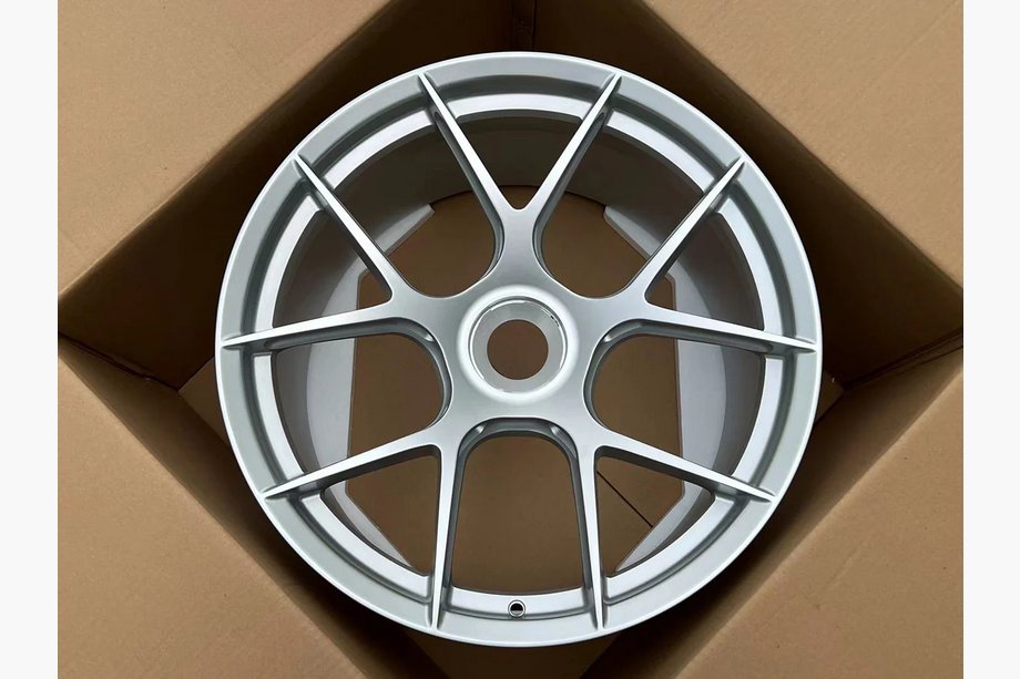 Porsche 911 (992) 2018– Kované OEM disky R20 R21 V14 (4 ks) Image