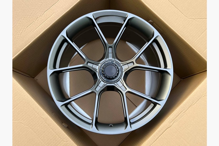 Porsche 911 (992) 2018– Kované OEM disky R20 R21 V19 (4 ks) Image
