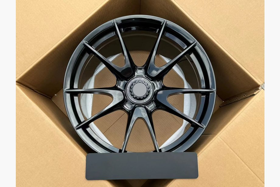 Porsche 911 (997) 2004–2012 Kované OEM disky R19 V1 (4 ks) Image