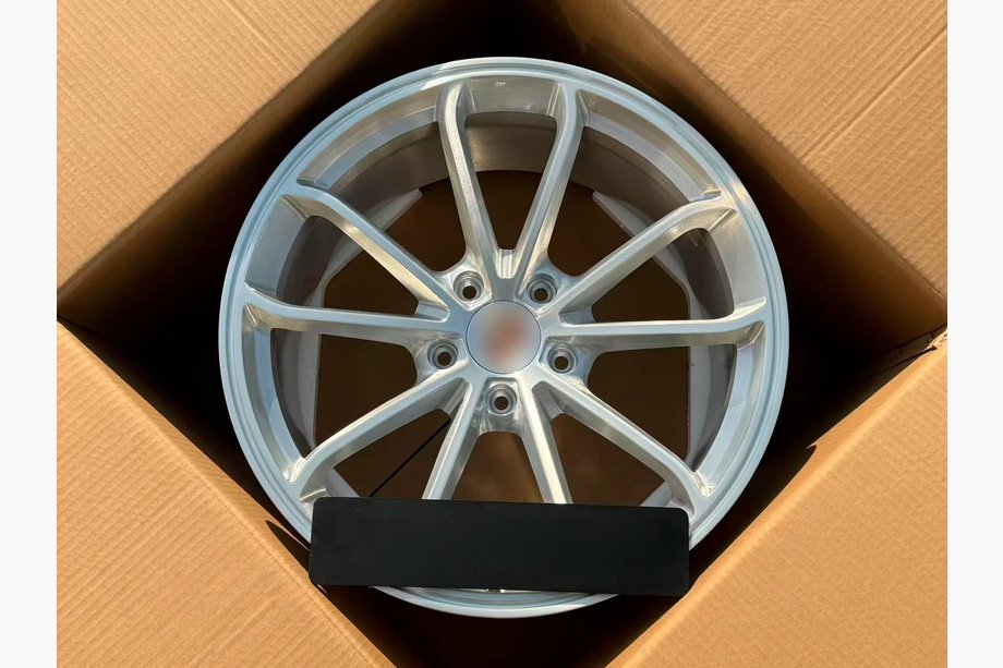 Porsche Boxster/Cayman 982 (718) 2016– OEM kované disky R20 V6 (4 ks) Image